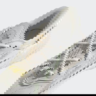 Superge in čevlji adidas Originals OZWEEGO Bež | HQ6958, 2