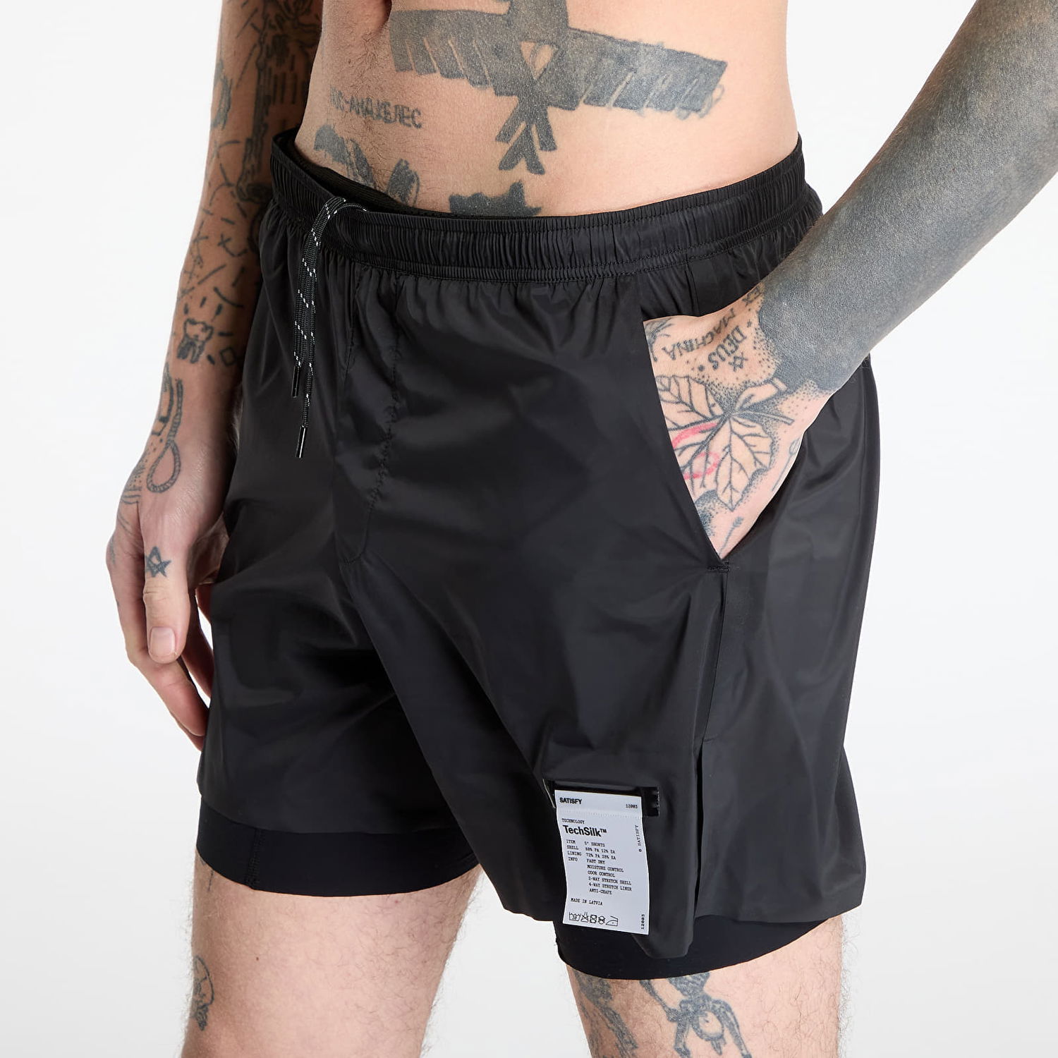 Kratke hlače Satisfy Satisfy TechSilk 5 Shorts Črna | 12003-BK, 1