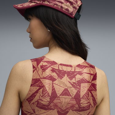 Krop-top Puma PUMA x SAYSKY Abstract Pattern Crop Running Top Večbarvna | 527835_90, 1