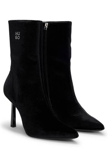 Plašči BOSS Velvet Ankle Boots with Stacked Logo Črna | 50529809