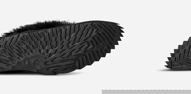 Superge in čevlji UGG Classic Ultra Mini Chalet Boot Črna | 1175950K-BLK, 6