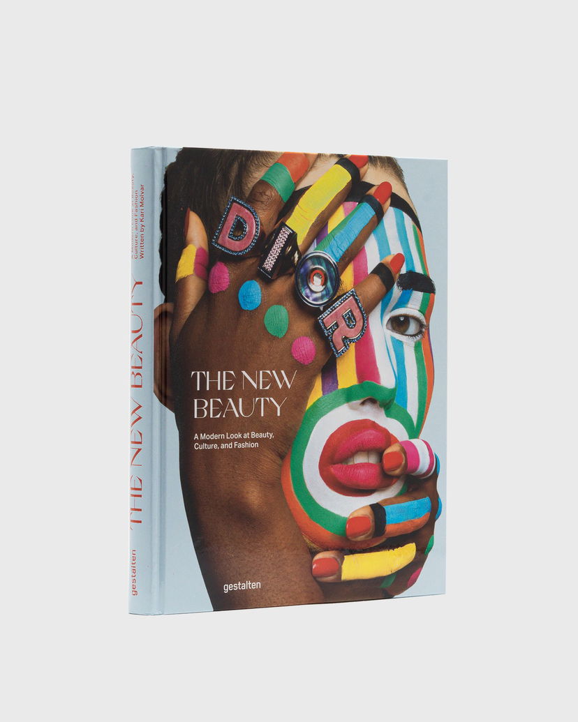 Knjige in revije gestalten THE NEW BEAUTY: A Modern Look at Beauty, Culture, and Fashion Večbarvna | 978-3-89955-860-9