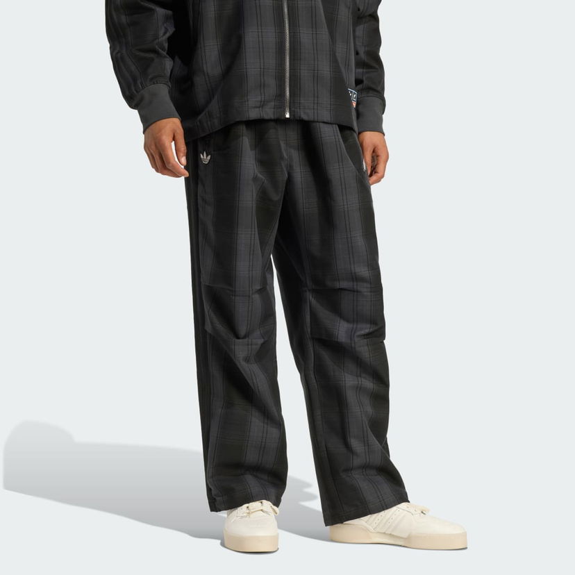 Hlače adidas Performance Originals All Blacks Firebird Plaid Track Pants Črna | KG4637