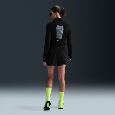 Kratke hlače Nike Swift Dri-FIT 2-in-1 Mid-Rise Running Shorts Črna | HJ5376-010, 2