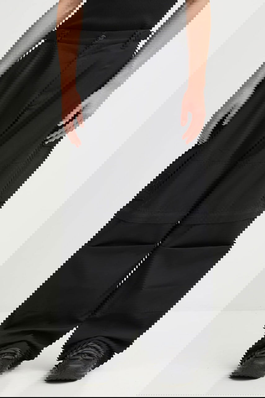 Cargo hlače 032C 032C 'Double-Edged Sword' Wide-Leg Cargo Pants Črna | F25.URW.1001.000, 0