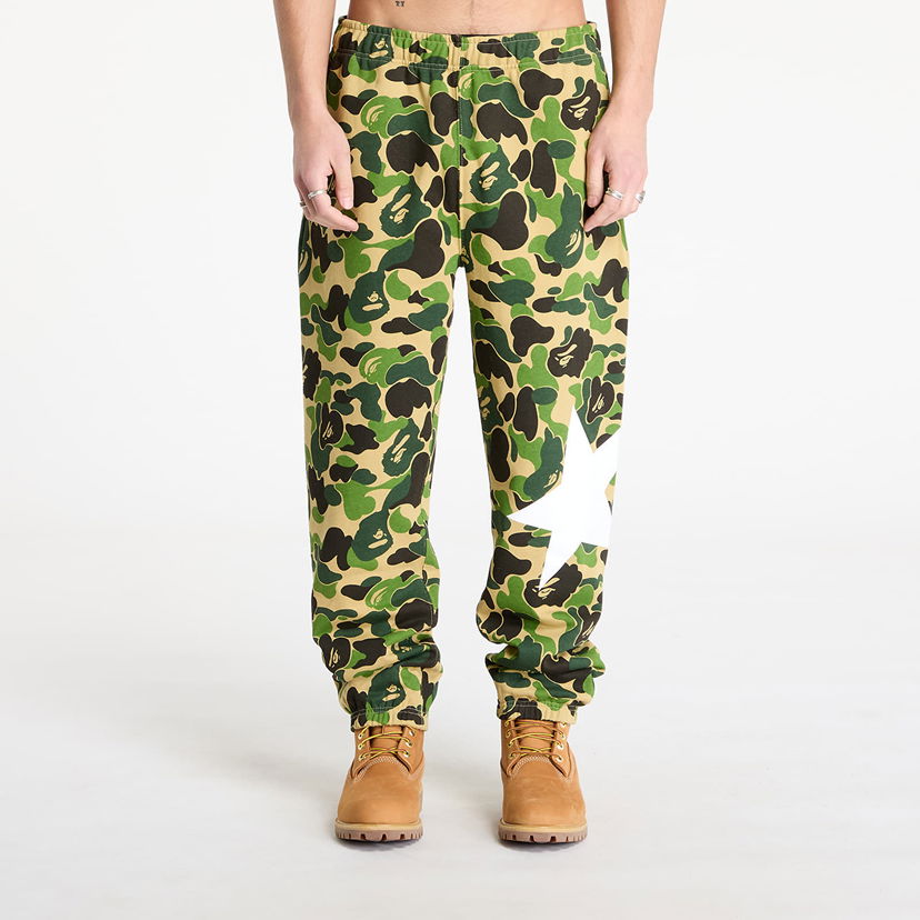 Hlače BAPE Camo Sweatpants With Star Zelena | 001PTK801007M GRN