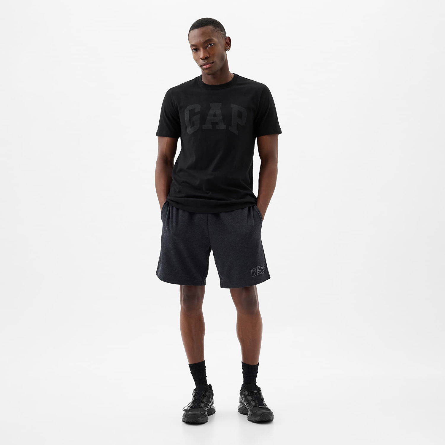 Majica GAP Basic Logo Tee True Black V2 2 Črna | 856659-10, 1