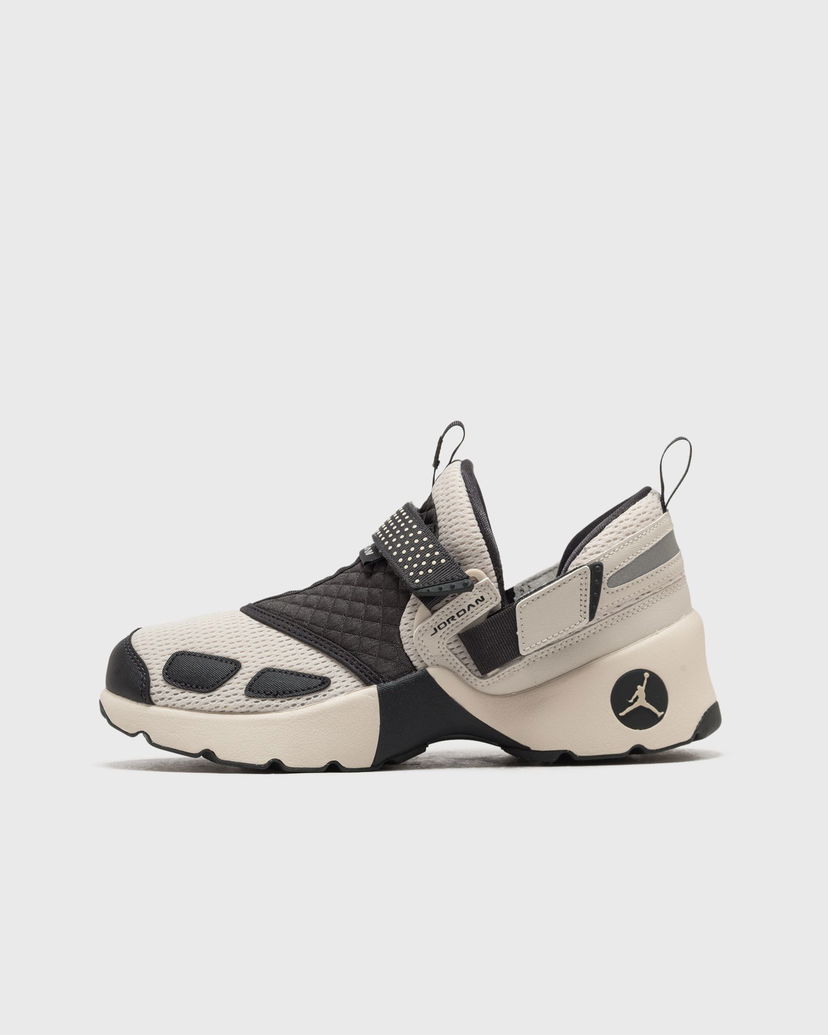 Superge in čevlji Jordan Trunner LX Light "Orewood Brown" Bež | HQ2164-102