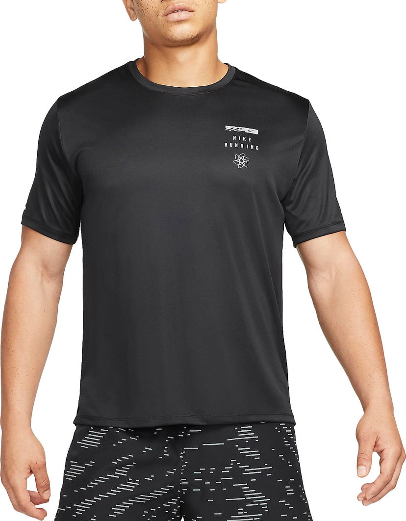 Majica Nike Run Division Miler Dri-FIT UV T-Shirt Črna | dm4711-010