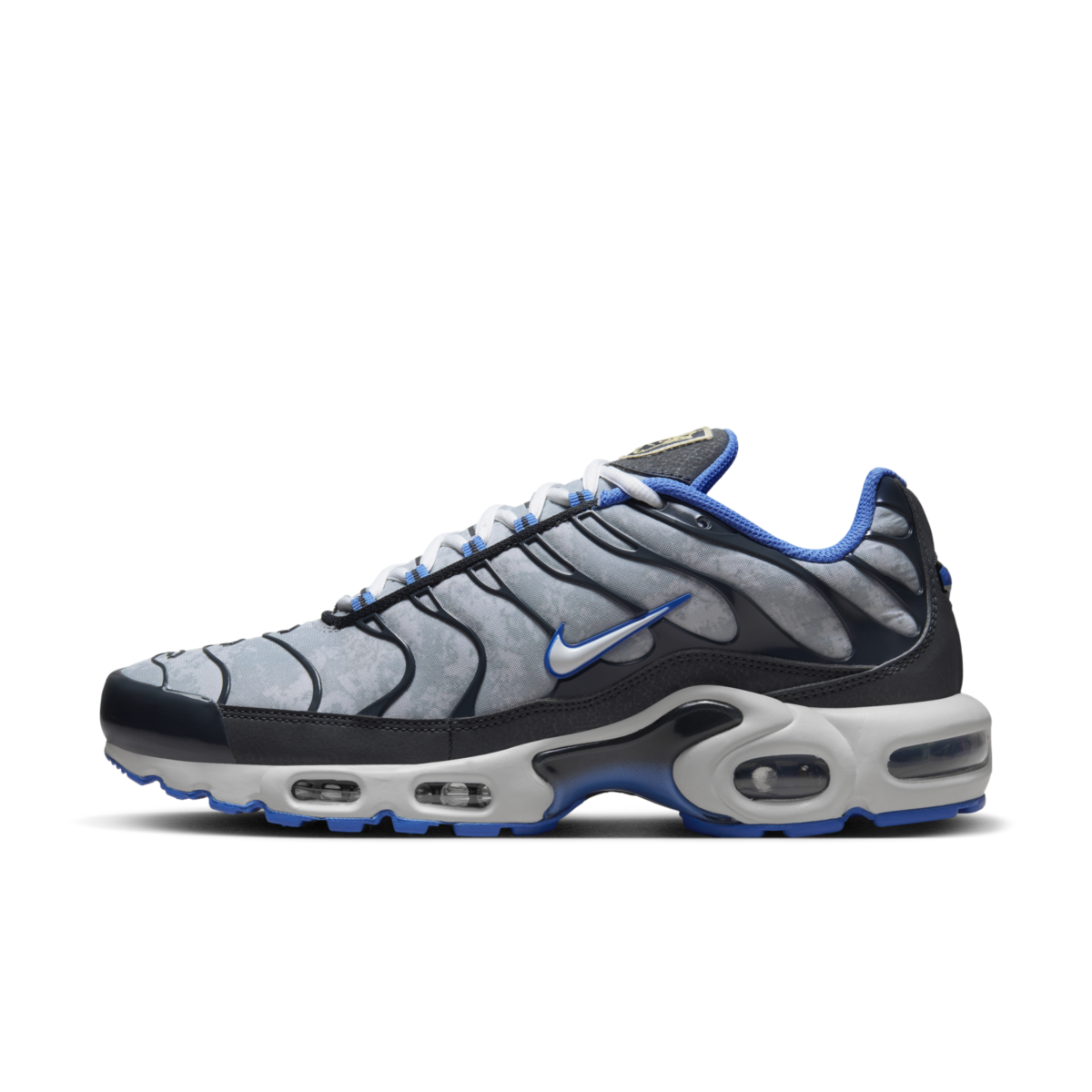 Superge in čevlji Nike Air Max Plus Social F.C. "Cloud Grey" Siva | DQ3981-001, 0