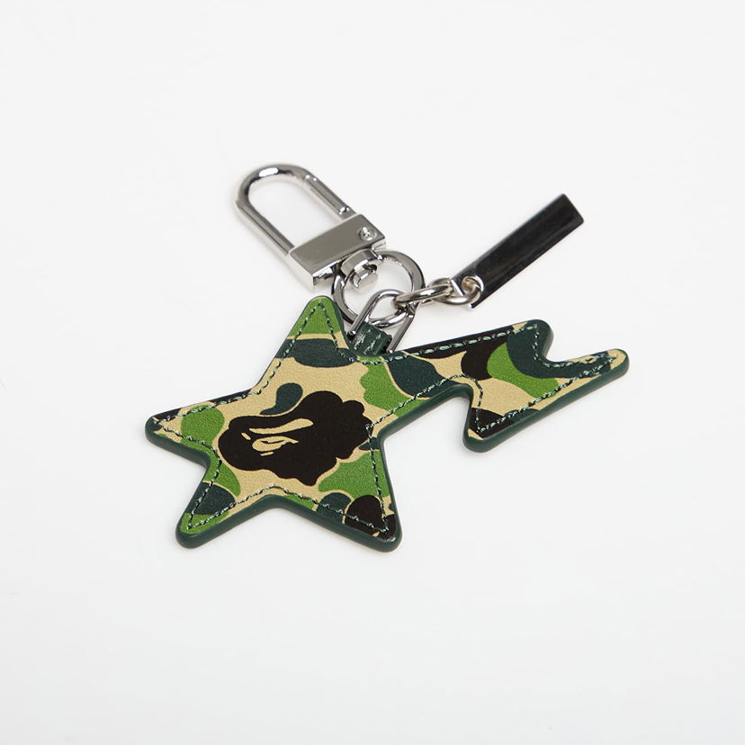 Obeski za ključe BAPE Abc Camo Sta Keychain Večbarvna | 001GDL801001MGRN