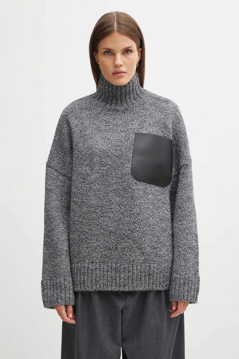 Pleteni pulover JW Anderson JW Anderson Turtleneck Wool Blend Sweater with Leather Patch Pocket Siva | KW1292.YN0367