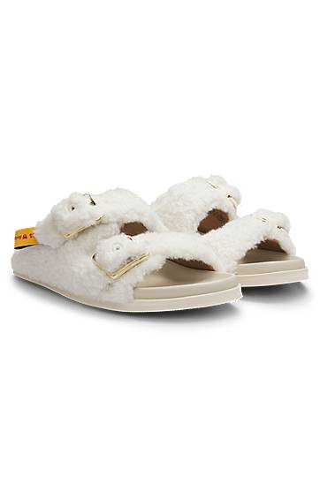 Superge in čevlji BOSS BOSS x Steiff buckled slides in teddy fabric Bela | 50554421, 0