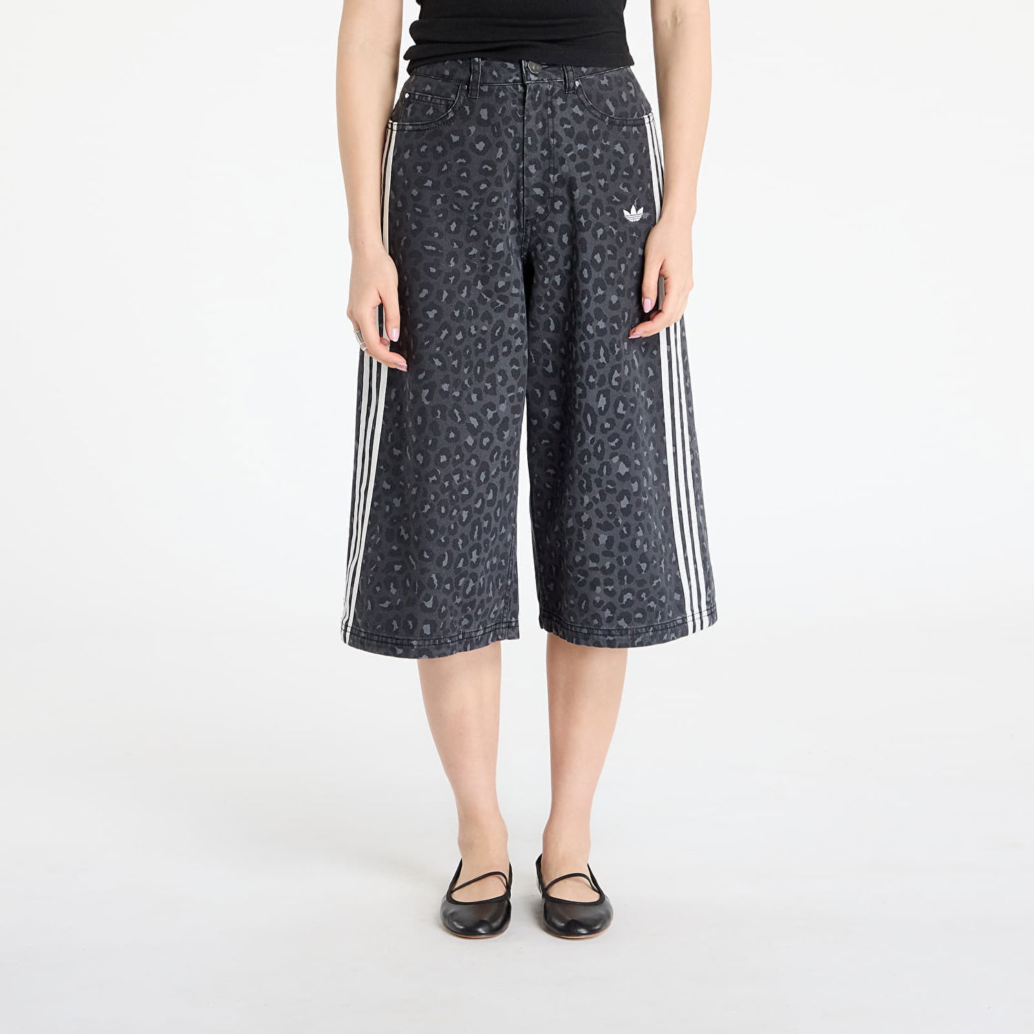 Hlače adidas Originals adidas Originals Bermuda Shorts Črna | KA2675, 0