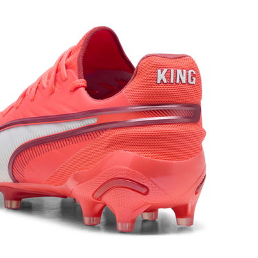 Superge in čevlji Puma KING ULTIMATE FG/AG Rdeča | 108307_01, 2