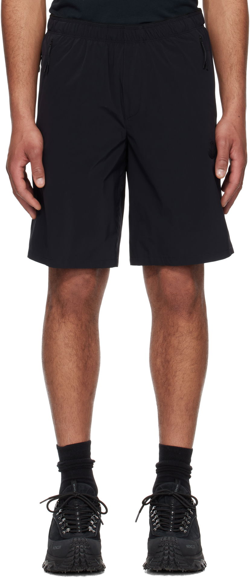 Kratke hlače Moncler Moncler Logo Patch Shorts Črna | K10912B0000759865