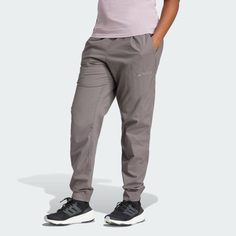 Hlače in kavbojke adidas Performance adidas TERREX Terrex Multi Knit Siva | IN4604