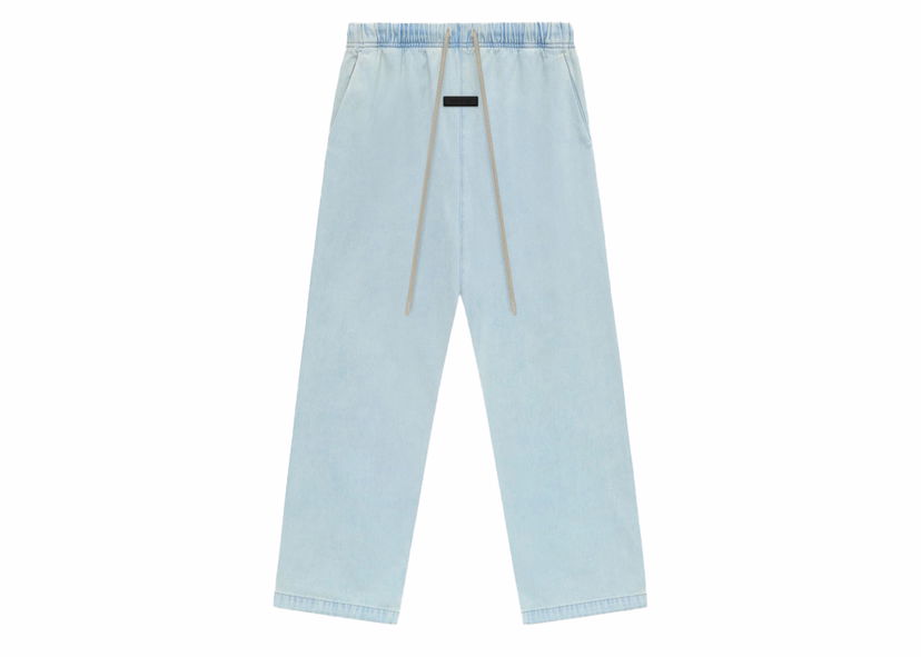 Hlače Fear of God Essentials Relaxed Pant Light Wash Denim Modra | 130SP244380F