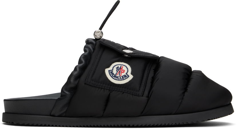 Pižame Moncler Moncler 'Mon Pocket' Slippers Črna | K109B4M00040M5080