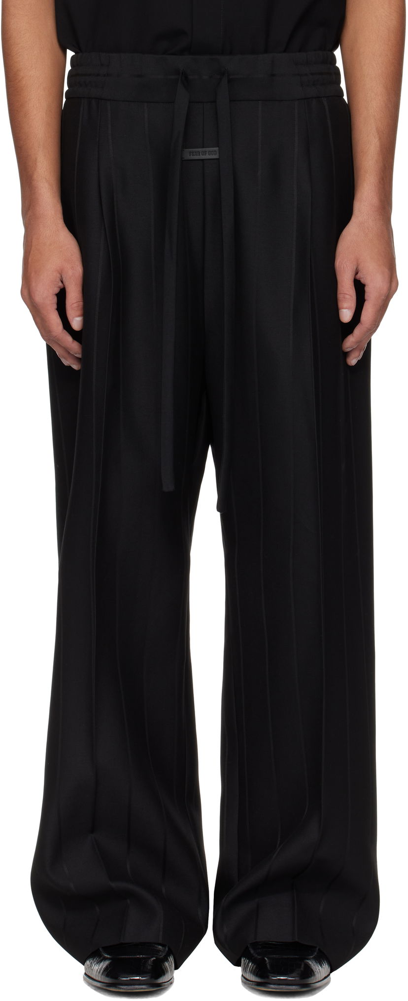 Hlače Fear of God Fear of God Pinstripe Drawstring Wide Leg Trousers Črna | FGE240-407TSWV