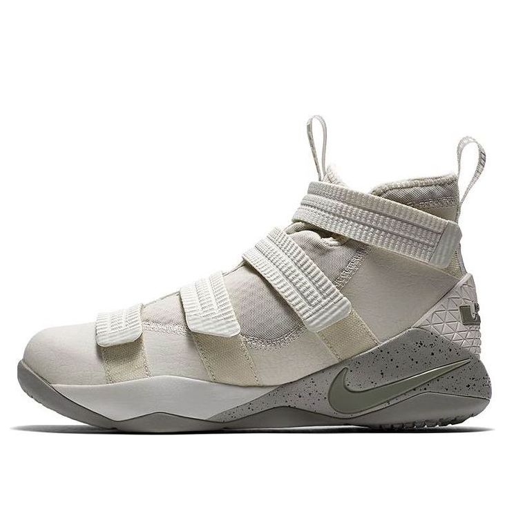 Superge in čevlji Nike Lebron Soldier 11 Bela | 897647-005