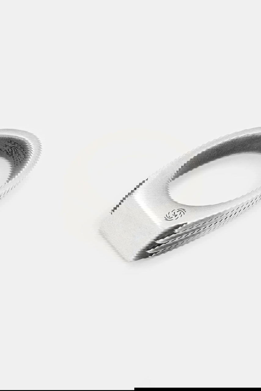 Prstan Maison Margiela MM6 Maison Margiela Silver Minimal Logo Ring Kovinski | SM7UQ0101 P8601, 1