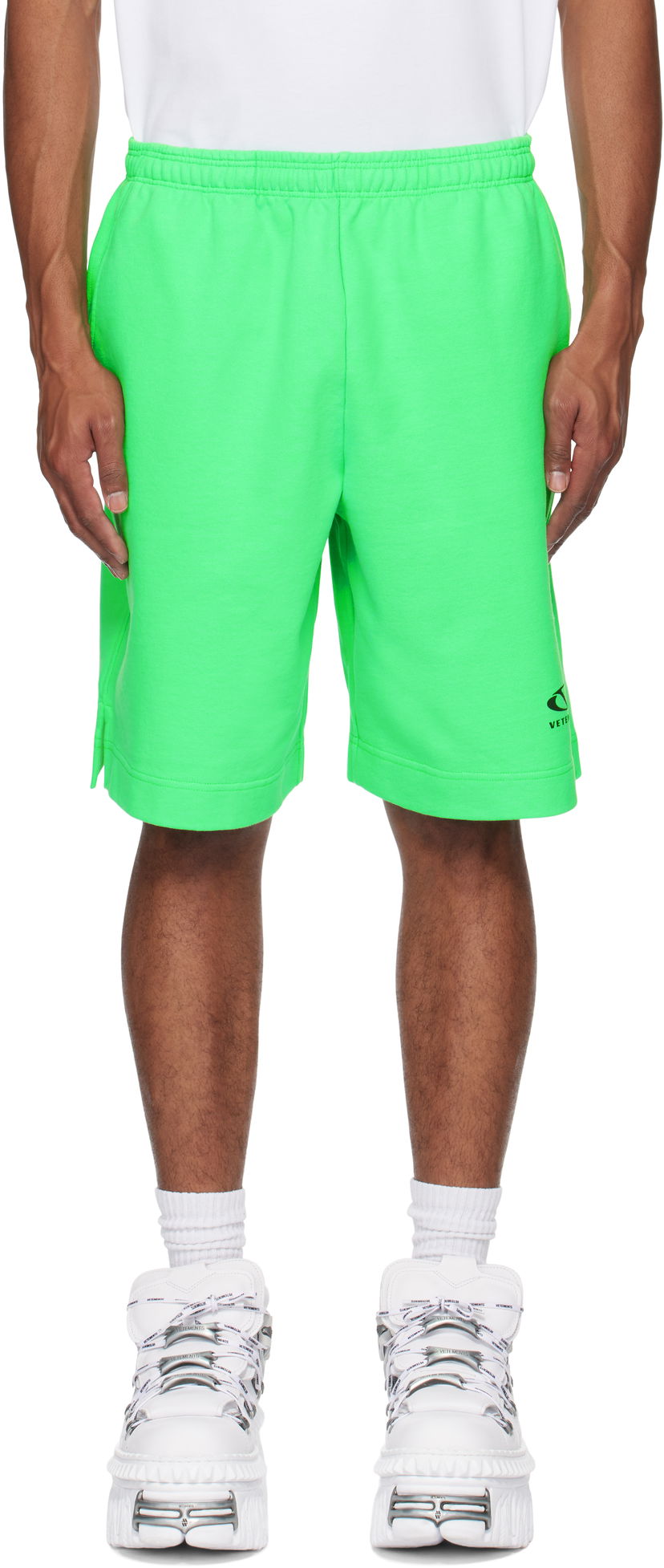 Kratke hlače VETEMENTS Oval Logo Sweatshorts Zelena | UA66SS600E