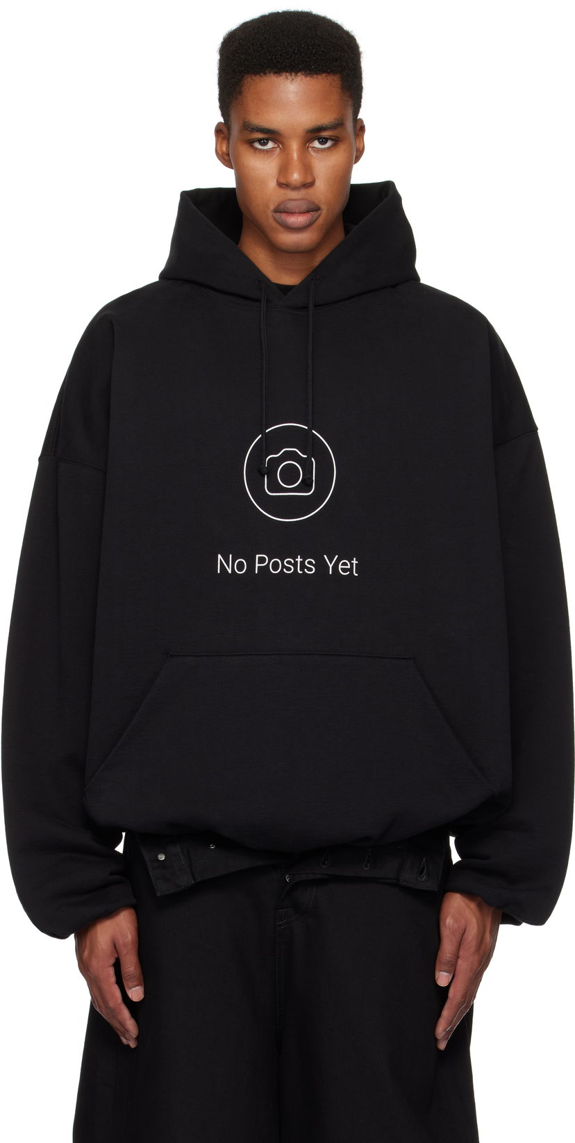 Pulover VETEMENTS 'No Posts' Cropped Boxy Hoodie Črna | UA66HD660B