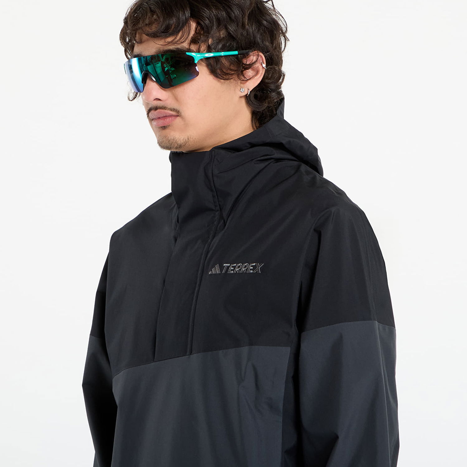 Vetrovka adidas Performance Terrex Xploric 2.5L Climaproof Windbreaker Črna | JF1360, 1
