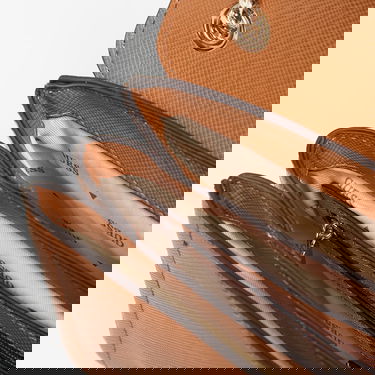 Torbica GUESS Guess Noelle II Convertible Crossbody Flap Bag Rjava | HWZG9672210-LGC, 4