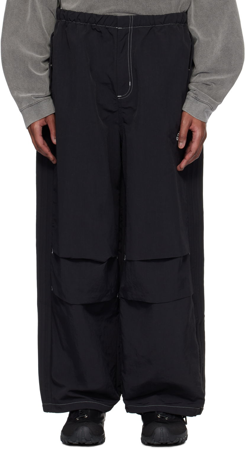 Cargo hlače adidas Originals Parachute Lounge Pants Črna | JD5415