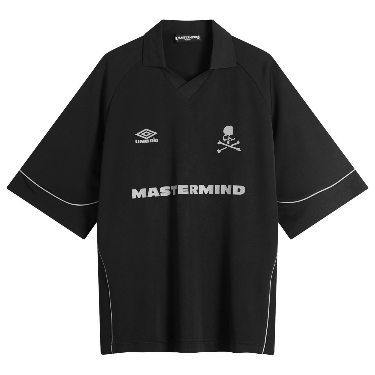 Dres Mastermind WORLD MASTERMIND WORLD x Umbro Short Sleeve Game Shirt, Size Large Črna | MW25C14-TS227-1, 1