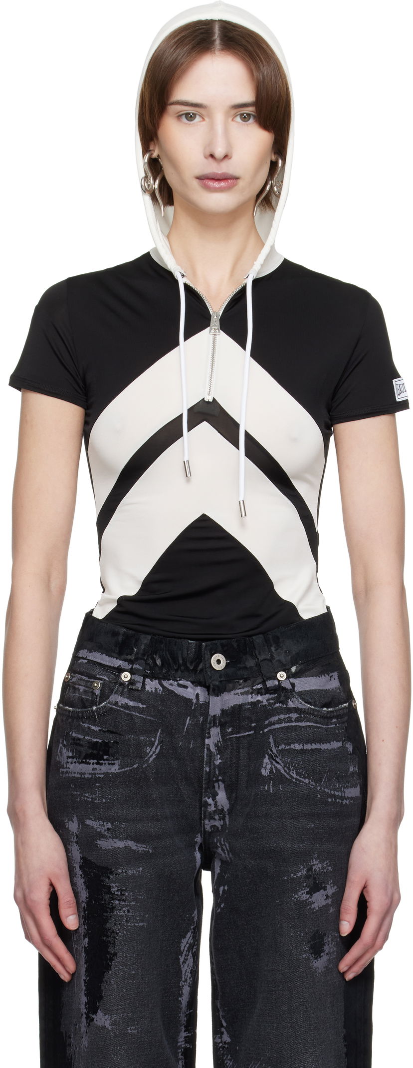 Majica Jean Paul Gaultier Jean Paul Gaultier 'The Chevrons' Short Sleeve Hoodie Črna | 25/33-F-TS109P-J084-0001