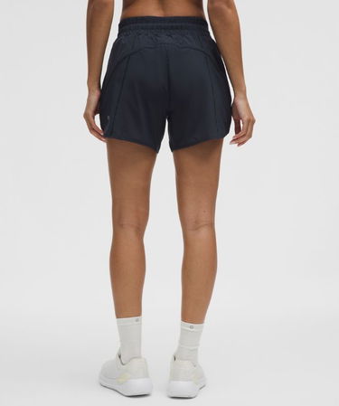 Kratke hlače lululemon Track That High-Rise Lined Short 5" Črna | prod11130485, 2