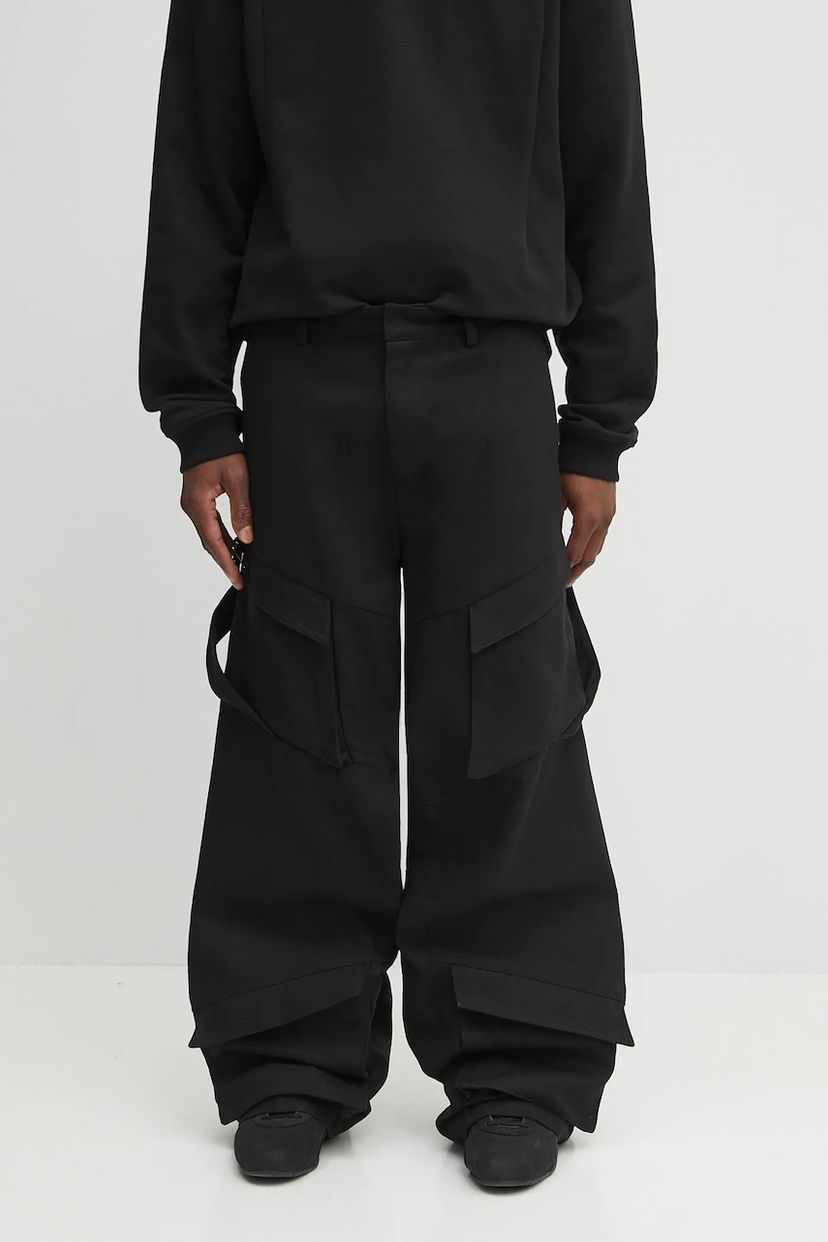 Cargo hlače HELIOT EMIL Cotton Wide-Leg Cargo Trousers with Side Straps Črna | PREAW25.M.10.160.BLK01.