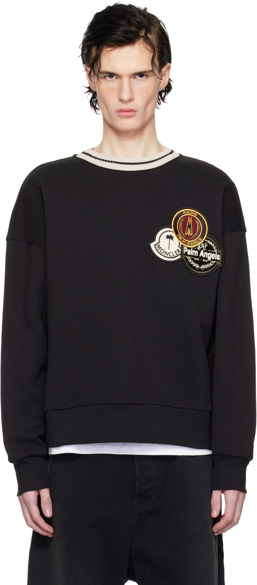 Pulover Moncler Appliqué Sweatshirt Črna | J209L8G00002899V4