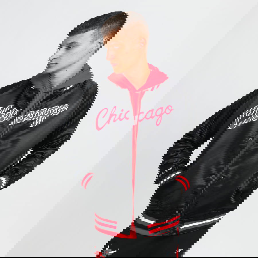 Bomber jakna Mitchell & Ness Bomber NBA Lightweight Satin Jacket Bulls Črna | 18013, 0