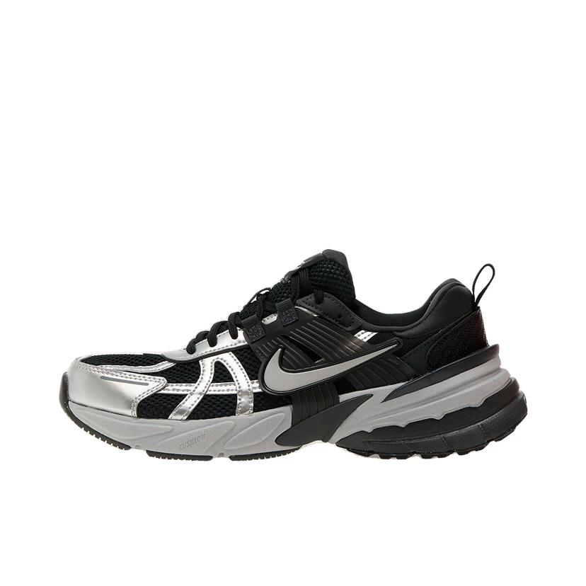Superge in čevlji Nike V2K RUN Lowtop Črna | FD0736-005