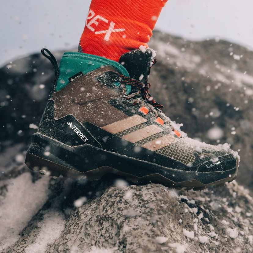 Superge in čevlji adidas Performance Terrex Skychaser AX5 Mid GORE-TEX CLIMAWARM+ Hiking Boots Rjava | JH7807