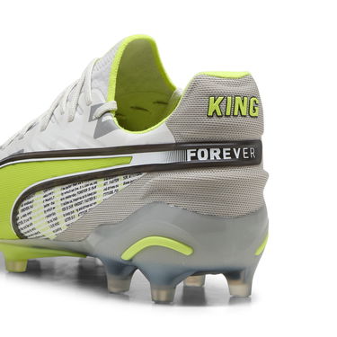 Superge in čevlji Puma KING ULTIMATE FOREVER FG/AG Soccer Cleats Bela | 108426_01, 2