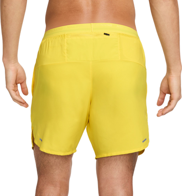 Kratke hlače Nike Nike Stride 7" Running Shorts Rumena | dm4761-718, 1
