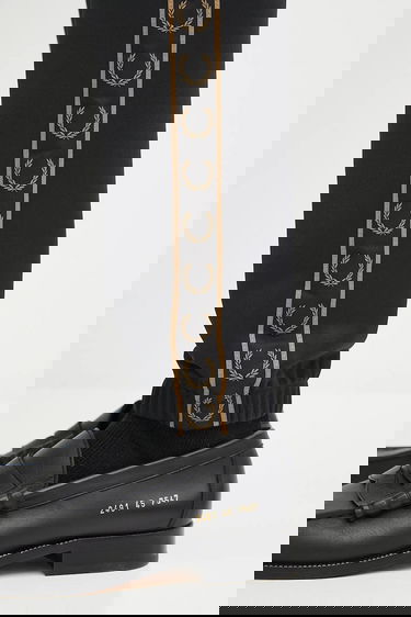 Trenirka Fred Perry Fred Perry Taped Track Pants Črna | T5507, 3
