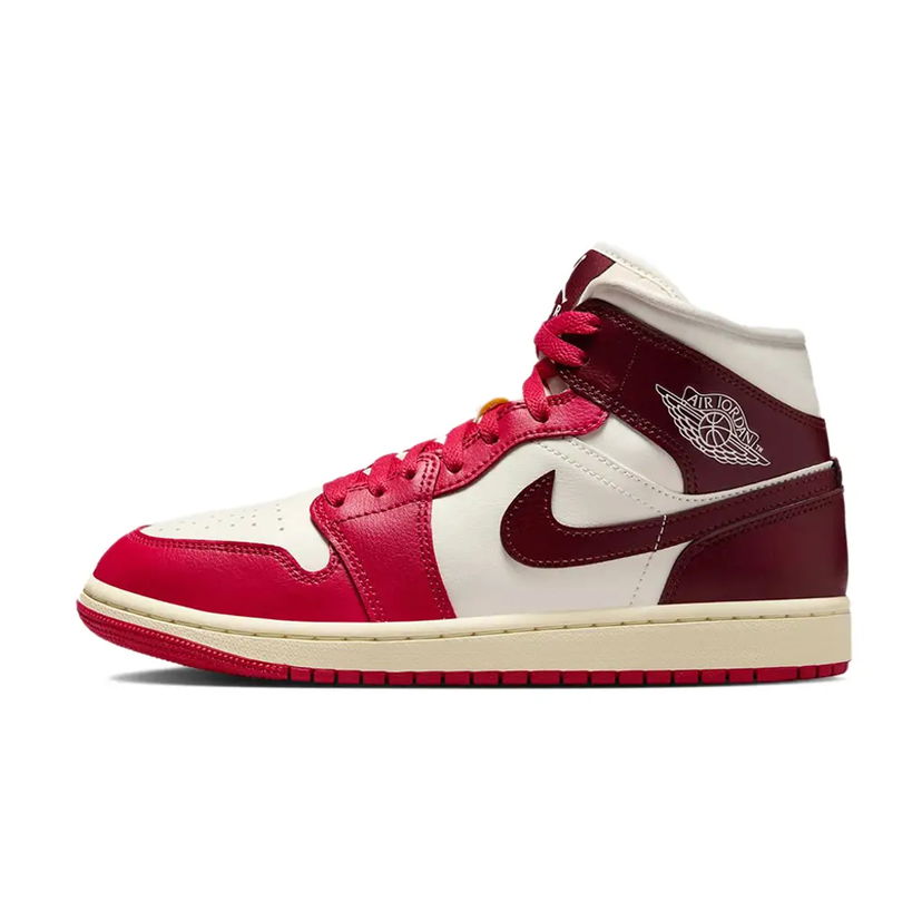 Superge in čevlji Jordan Air Jordan 1 Mid "Mystic Hibiscus" Bordo | BQ6472-119
