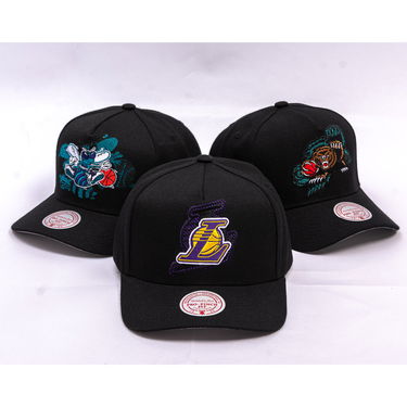Kapa Mitchell & Ness NBA Los Angeles Lakers Tilted Pro Snapback Cap Črna | HP12813-LALBLCK, 4