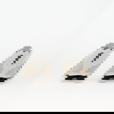 Superge in čevlji Nike Shox R4 Se Bež | HQ7739-100, 3