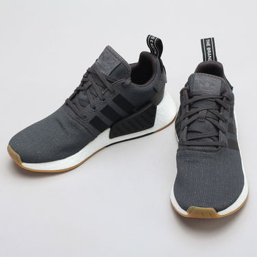 Superge in čevlji adidas Originals NMD_R2 ''Grey Five'' Siva | CQ2400, 2